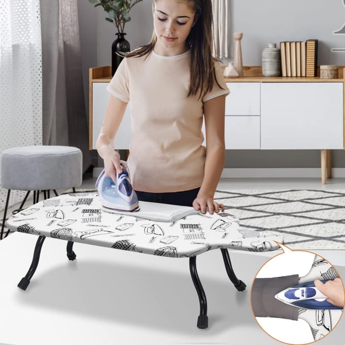 Compact Tafelstrijkplank met Antislip Poten en Katoenen Overtrek