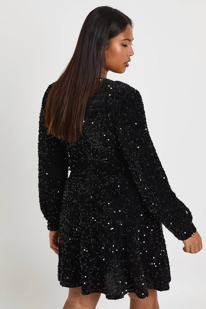 boohoo Dames Plus V-hals fluweel pailletten skaterjurk | Black | Maat: 28