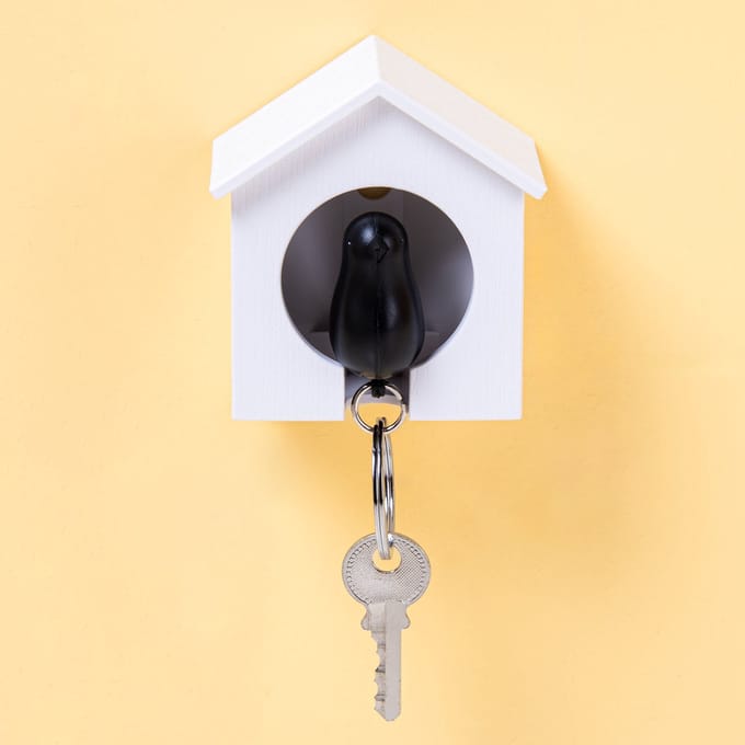 Qualy Sparrow Sleutelhanger - Wit/Zwart