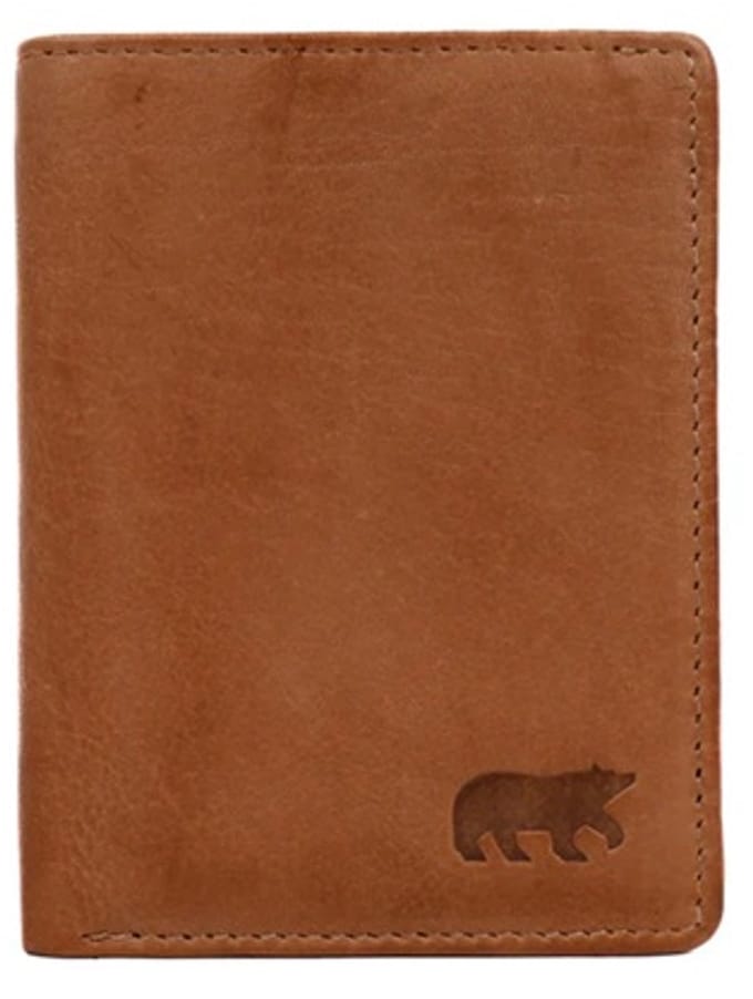 Bear Design Cas CP7040 Pasjeshouder - Taupe – Van leer – Bear Design Cas CP7040 is een compacte leren pasjeshouder voor wie vooral pasjes en briefgeld meeneemt