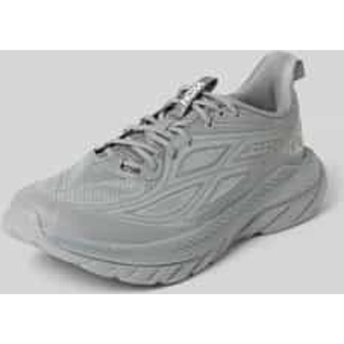 sneakers met labelprintdetails en geprofileerde zool