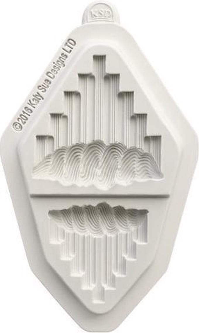 Katy Sue Mould Cake System Serrated V's