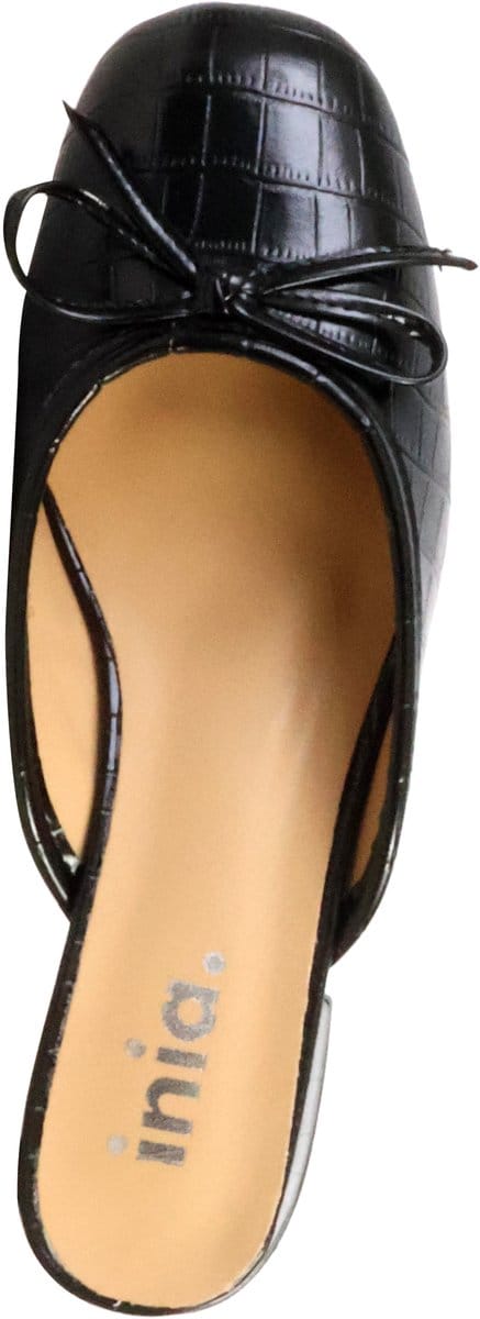 Inia-pumps met riempje