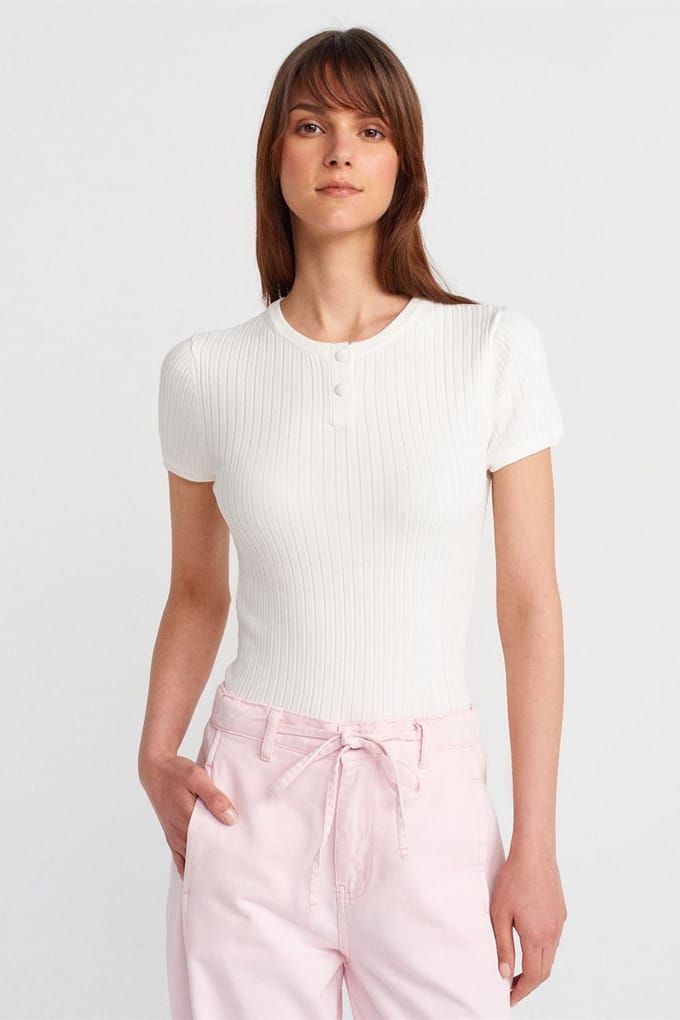Geribde Korte Mouwen Knopblouse