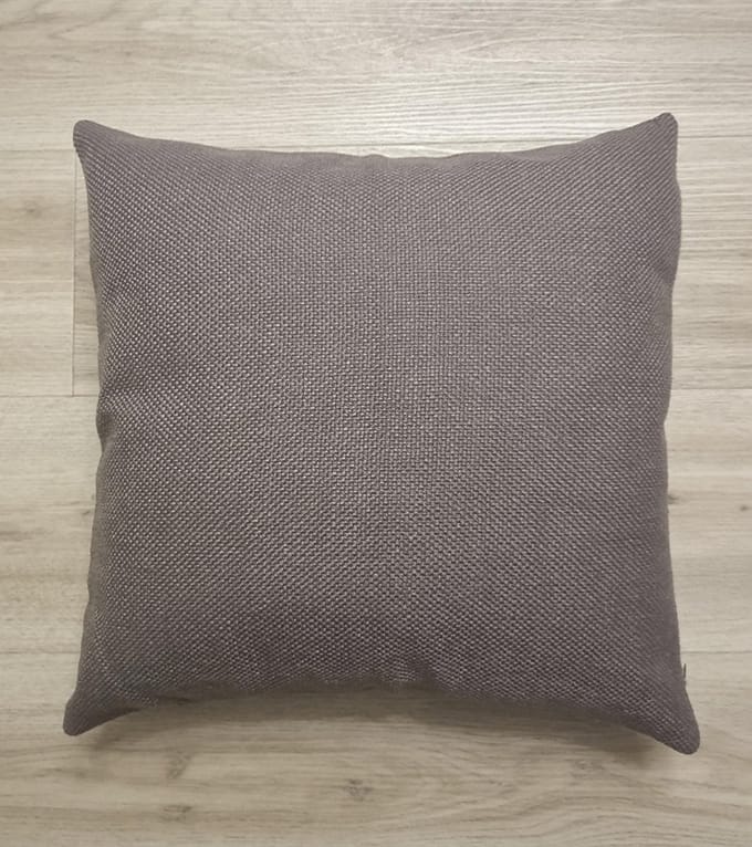 Sierkussen  43x43 cm - Bruin