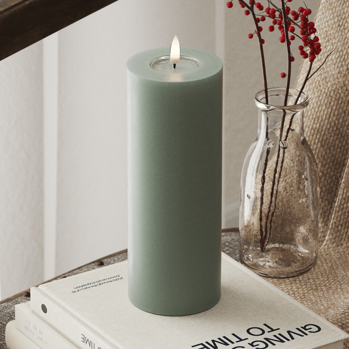 Deluxe Homeart - Led Kaars Salie Groen 7,5 x 20 cm