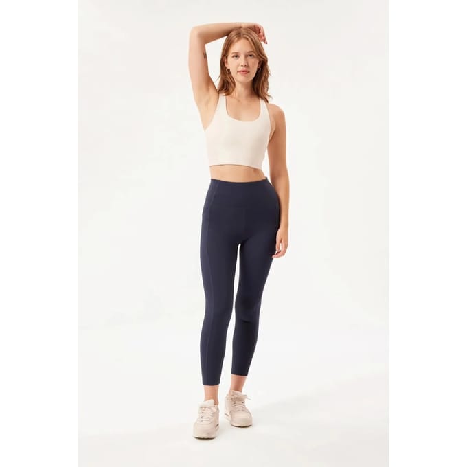 Damesbeha Girlfriend Collective Paloma