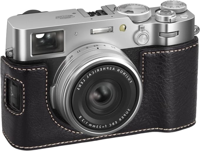 Leren camera half case voor Fujifilm X100VI digitale camera - Bescherming, stijl en functionaliteit in zwart