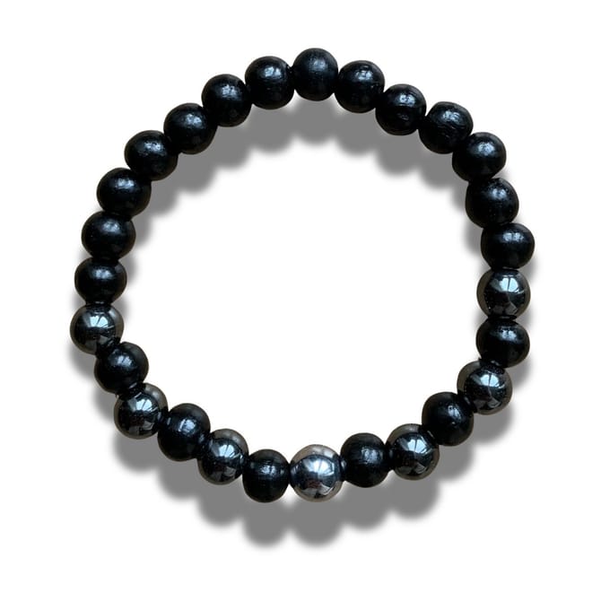 Armband - natuursteen - hout - zwart - 7 Hematite stenen - 8 mm 19 cm