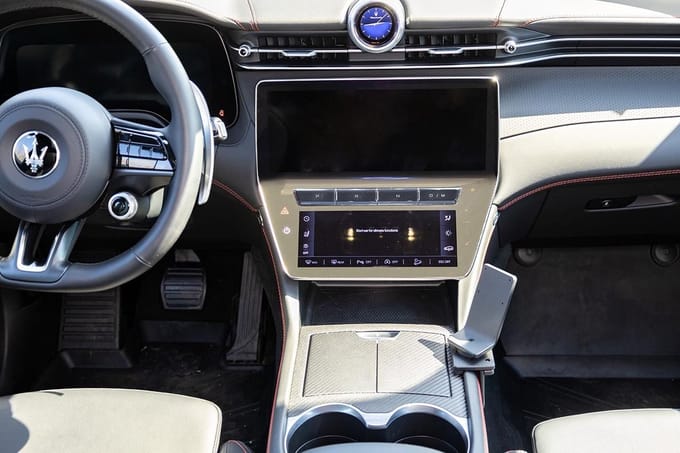 Brodit Proclip Maserati Grecale GranTurismo Cabrio 23- Console