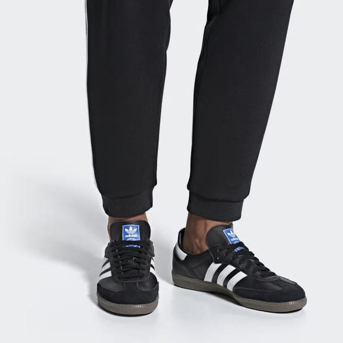 Baskets Unisexe adidas Samba OG Noir Gomme Noir Core Blanc Nuage B75807 40 black
