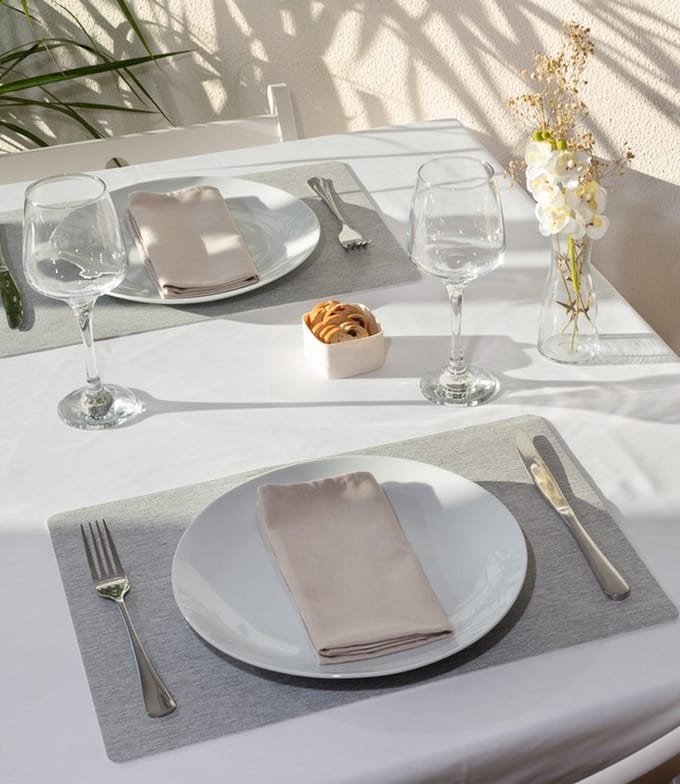 Placemats Set van 4 – Sofia Lichtblauw (Pearl) – 30x43 cm – Linnenlook – Afwasbaar – Onderlegger & Tafeldecoratie