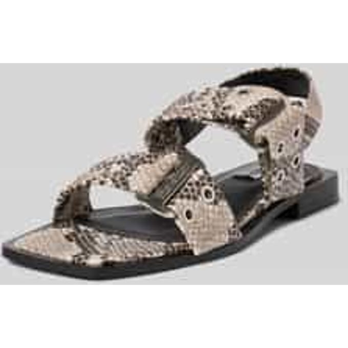 Sandalen met sierstuds, model 'SARIA'