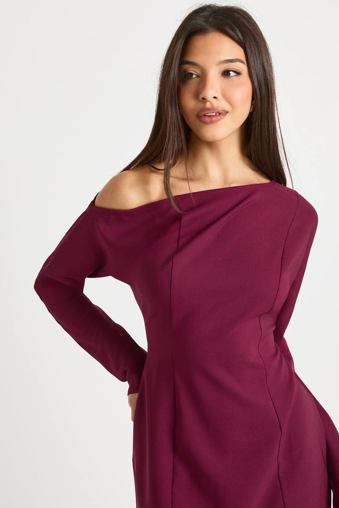 boohoo Dames Gestructureerde Bardot Mini Shift-jurk | Bordeaux Rood | Maat: 38