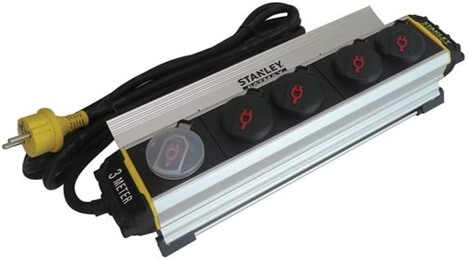 Stanley - 4-Voudige Stekkerdoos Clamp - Met Klapdeksels En Klem