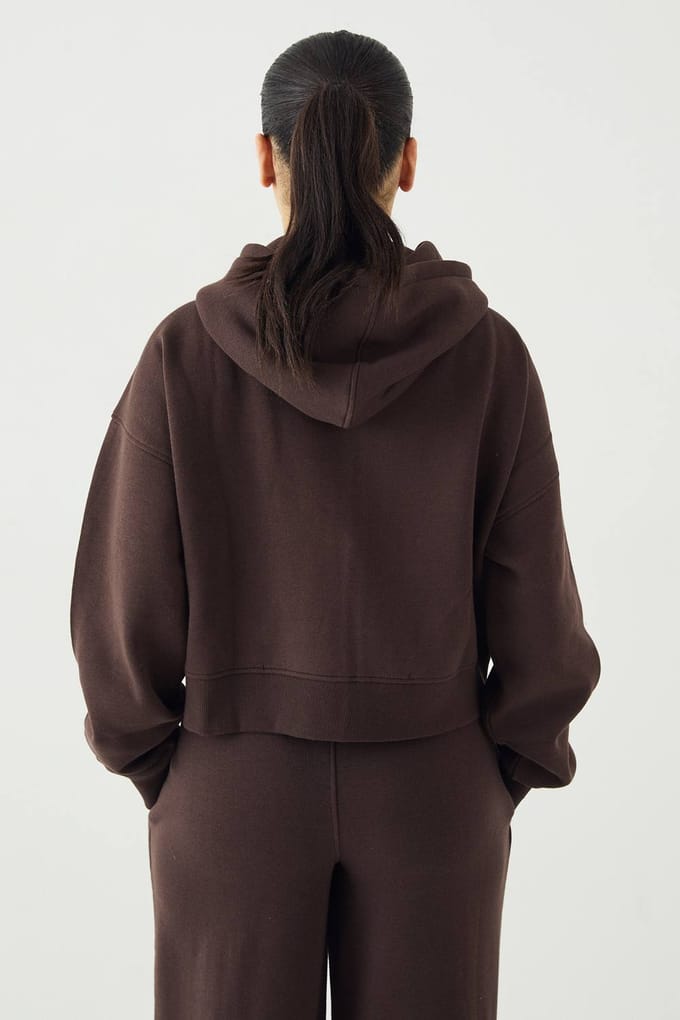 Dames DSGN Studio Sport Training Club Ritshoodie | Coffee Bean | Maat: XS