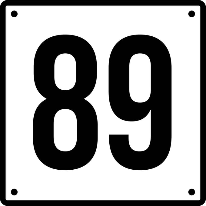 Huisnummerbord 89 - Incl. Schroeven en Pluggen – Acrylaat - 10 x 10 cm - Wit met Zwart