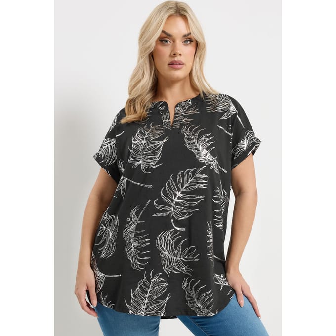 Yours Top Met Bladprint En Inkeping In De Hals Size 46