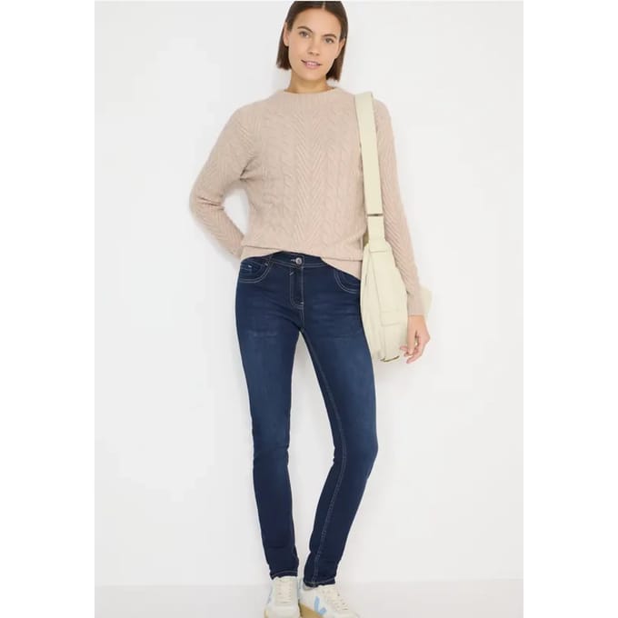 Straight Legs jeans