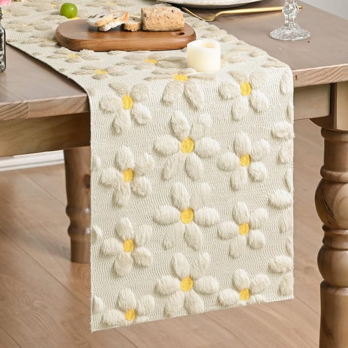 Dailygoods - Tafelloper van Zacht Pluche Fluweel - Beige Madeliefje