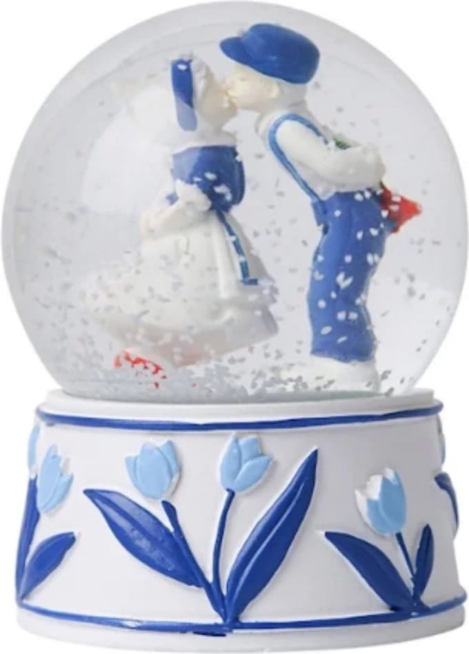 Sneeuwbol Kussend paar Delfts Blauw - Souvenirs Nederland - Per Stuk