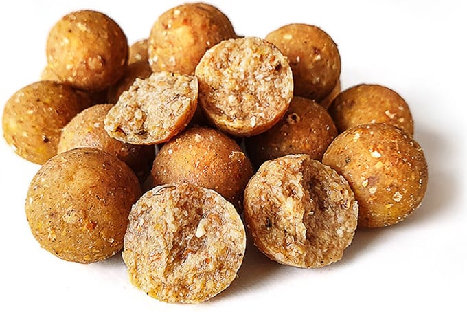 Tijgernotenkopen.nl Tijger Crunch Caramel Boilies - 2,5KG - karper aas