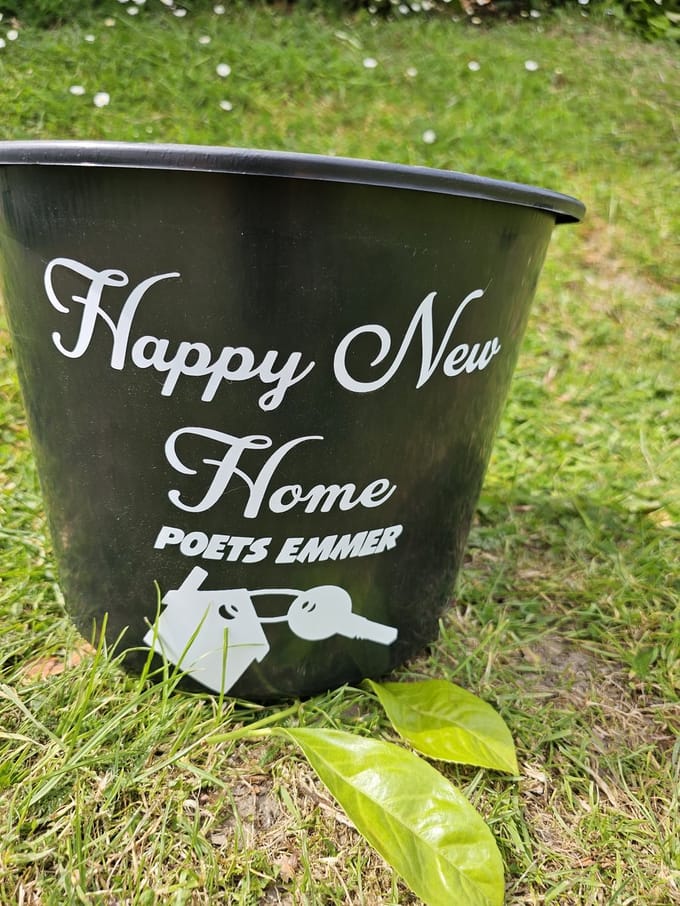 Happy New Home Poetsemmer