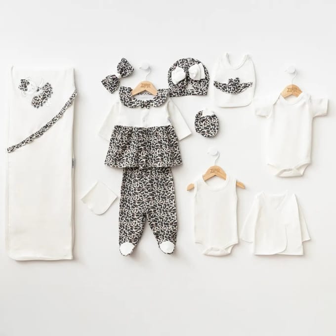 Leopard - Baby newborn 10-delige kleding set - Babykleding