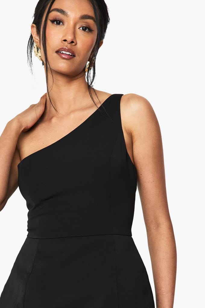 boohoo Dames Tailored Structured One Shoulder Mini Jurk | Zwart | Maat: 40