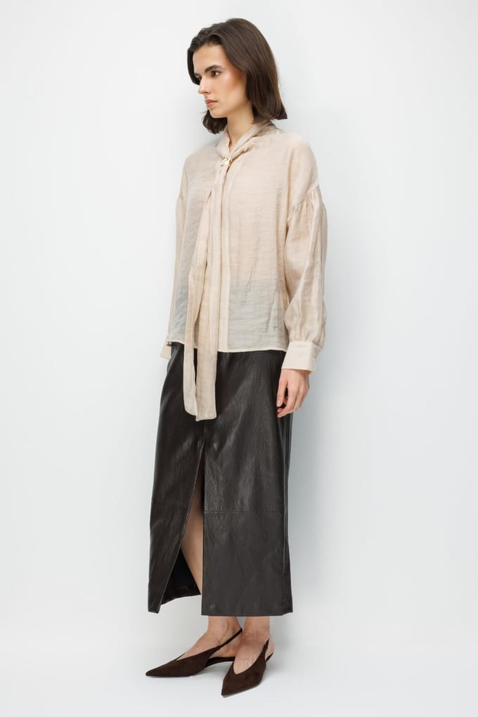 V-hals Blouse met Strikdetails