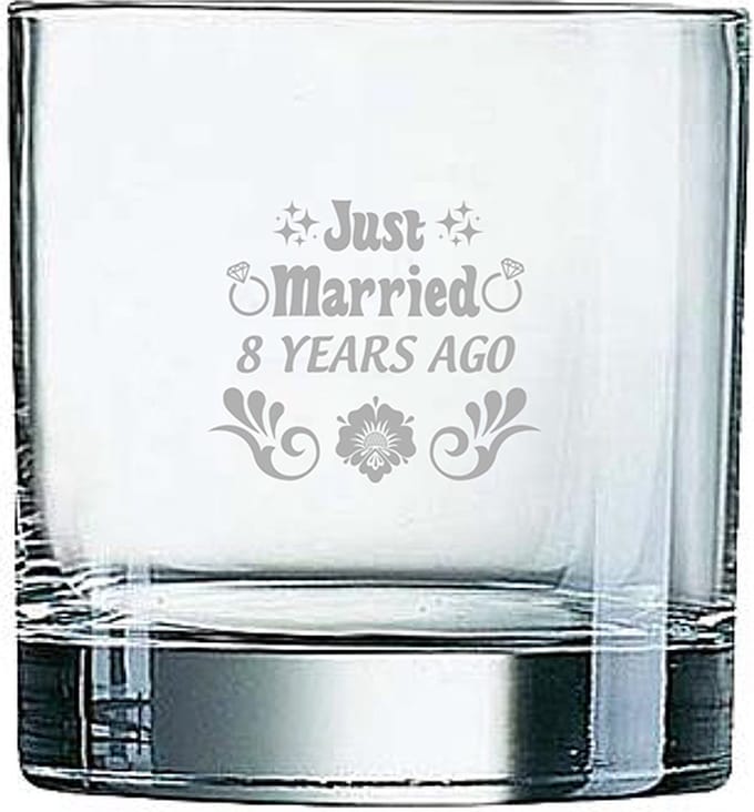 Gegraveerde Whiskeyglas 38cl Just Married 8 years ago