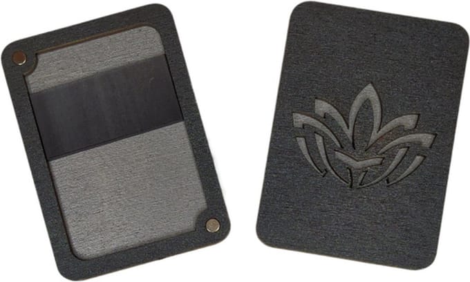 Houten Naaldenopberger met magneet Zilver