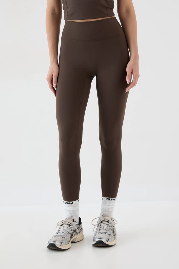 Dames DSGN Studio Ultra Sculpt Hoge Taille Legging | Espresso | Maat: Medium