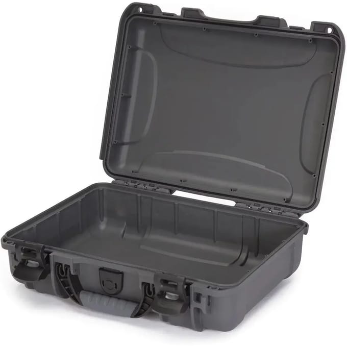 Nanuk 910 Case - Graphite