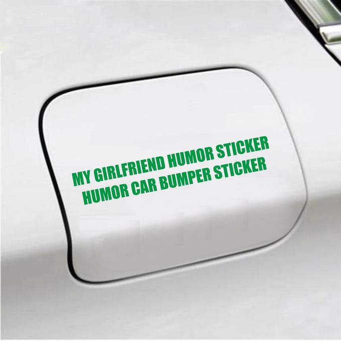 Bumpersticker - My Girlfriend Humor Sticker - 3,5 X 20,6 - Groen