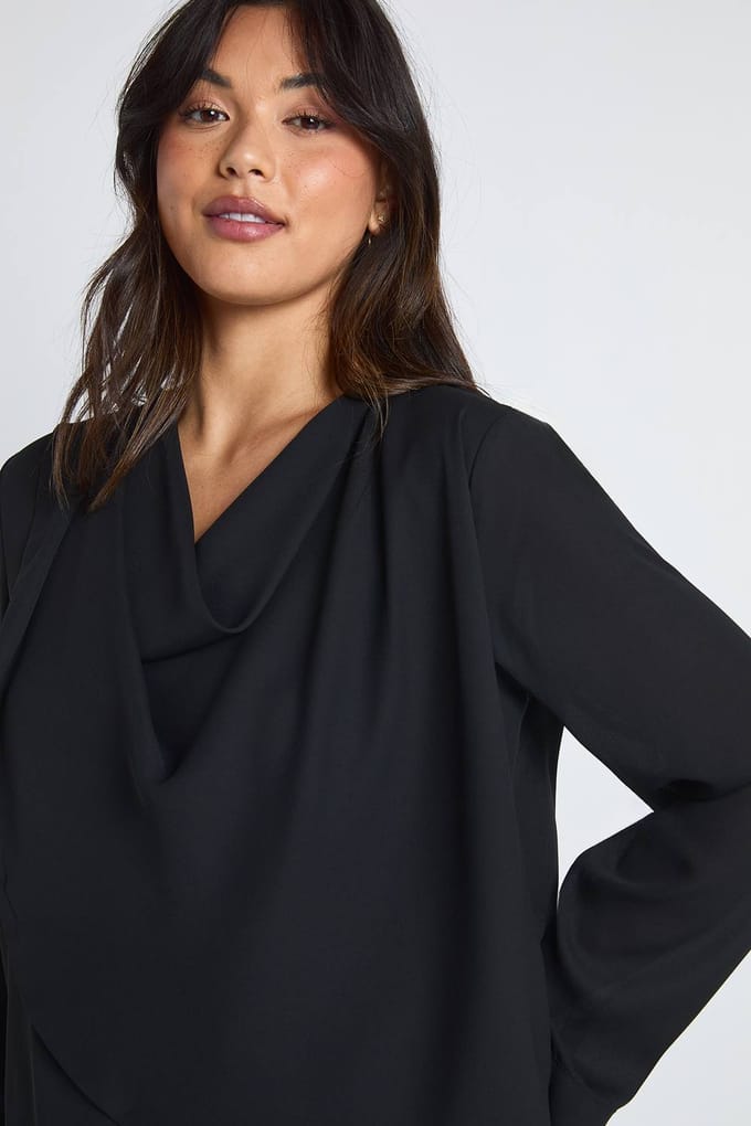 boohoo Dames Chiffon blouse met draaikraag en schoudervulling | Black | Maat: 10