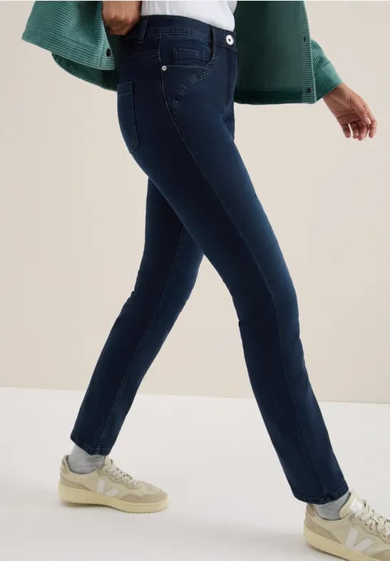 Straight Legs jeans