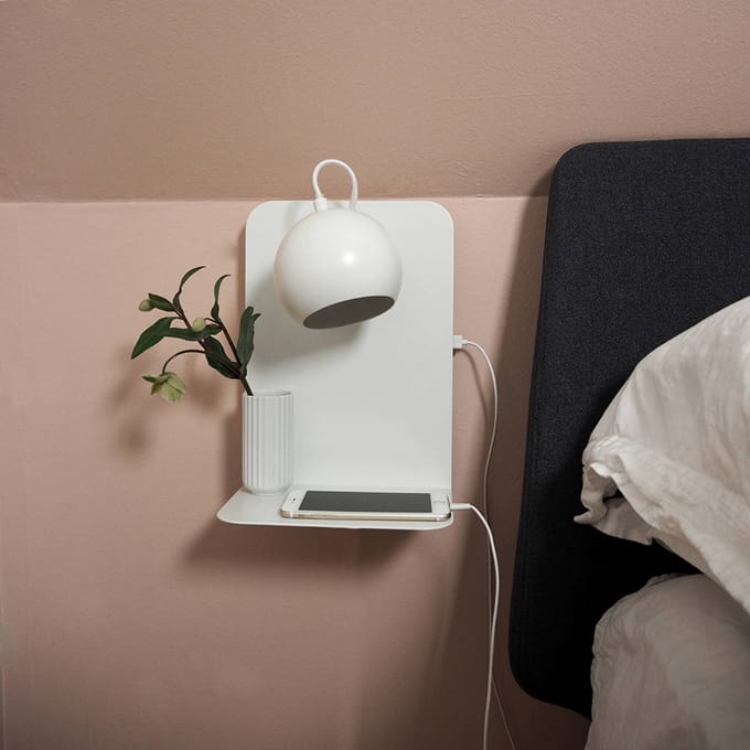 Frandsen Ball Wandlamp met USB Mat Wit