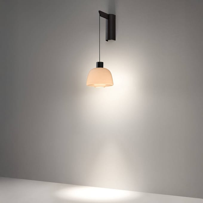 Bover LED wandlamp Drep A/01, opaal-nude, glas, 2.700 K
