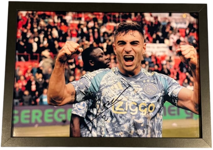 Lucas Rosa AFC Ajax Actie Foto