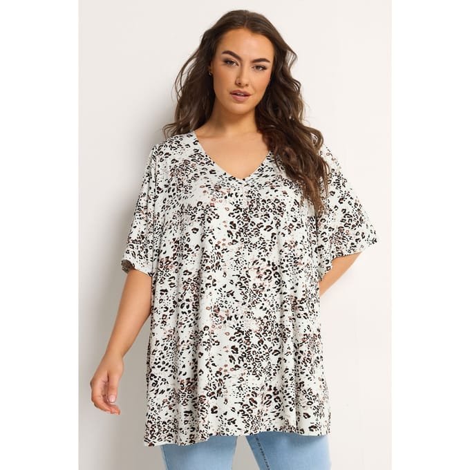 Yours Witte Top Met Luipaardprint En Plooi Aan De Voorkant Size 58-60