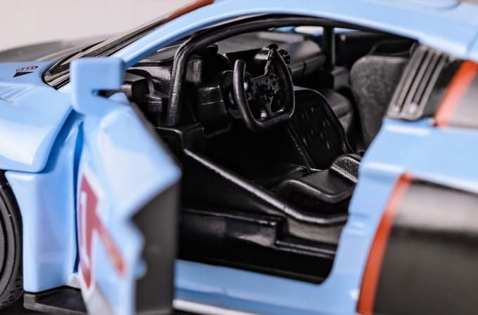 RMZ HOBBY Home R8 LMS 2015 #1 Blauw Schalal 1:32