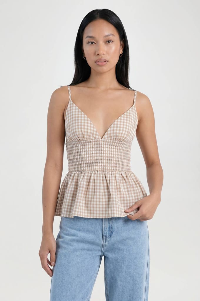 boohoo Dames Gingham Seersucker Top Met Gerimpelde Taille En Bandjes | Bruin | Maat: 40