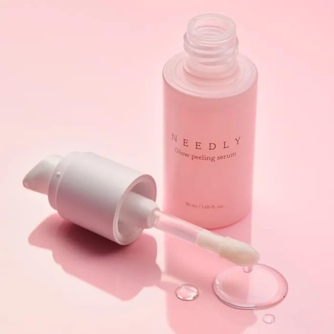 Glow Peeling Serum 30 ml / 1.01 fl. ons. pink