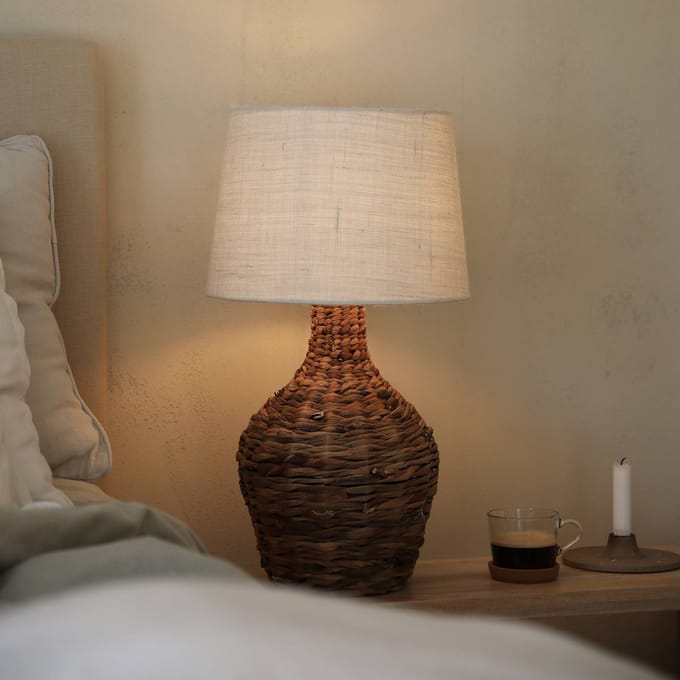 Markslöjd Tafellamp Paglia, naturel/wit, rotan/jute, hoogte 58 cm