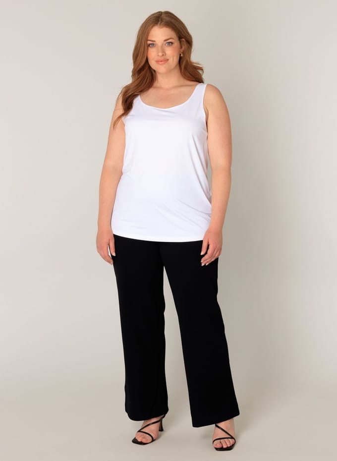 BASE LEVEL CURVY Yanne Tops - White - maat 5(58/60)