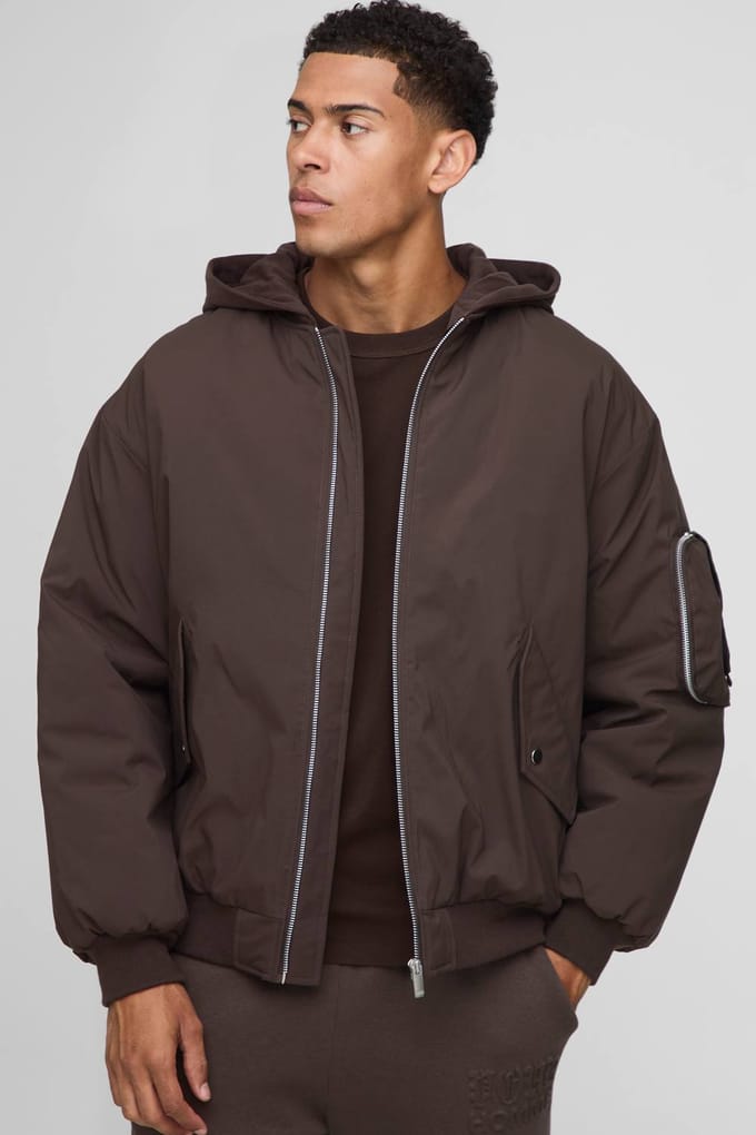 Bomberjack met capuchon in oversized pasvorm met PU-applique van nylon | Chocolate | Size XS