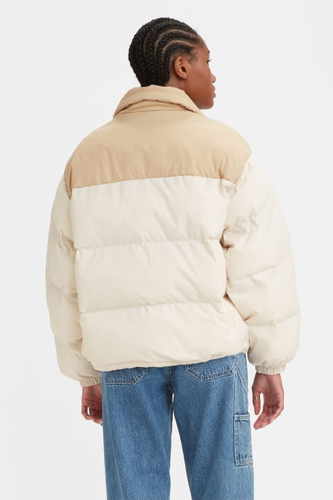 Levi's Noe Short Puffer In Beige Taglia: XL | Giacche invernali Outlet | Donna | Marrone