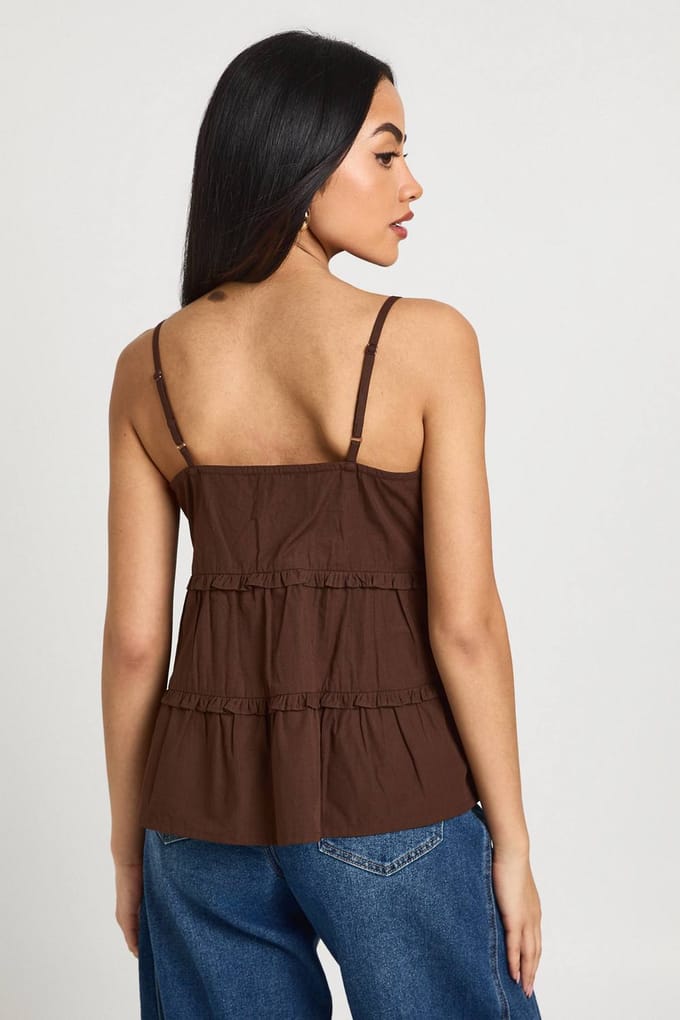 boohoo Dames Poplin Cami Top Met V-hals En Rimpeldetail | Chocoladebruin | Maat: 34