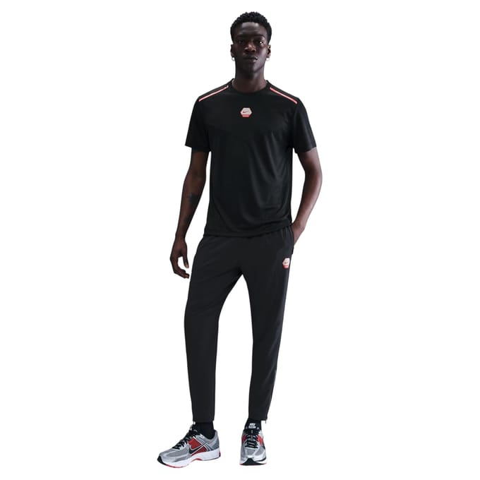 Nike Heren-T-shirt met zeshoekig logo (Zwart)